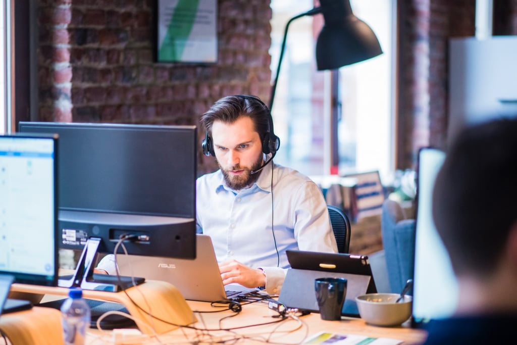 Comprehensive Helpdesk Software Comparison for 2026 – CloudTalk